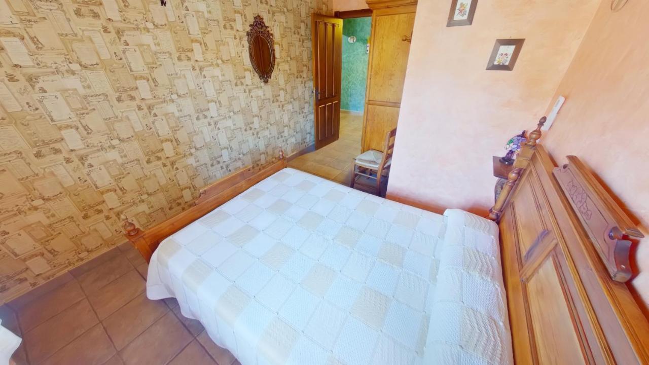 Ruralrut-El Tiemblo Wifi, Cabina De Hidromasaje, Aire Acondicionado Y A Pocos Metros De Zonas De Bano Naturales Extérieur photo